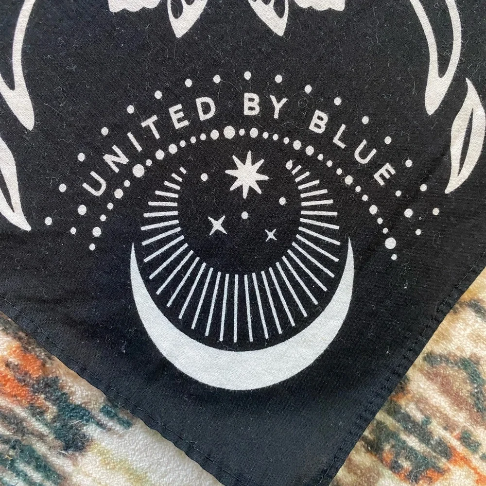 **Reserved for Caroline W**
United By Blue Black and White Nature Bandana - Picture 4 of 4